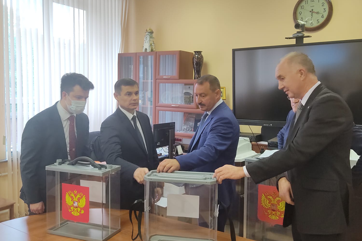 Генеральное консульство Узбекистана и Избирательная комиссия Ленинградской области провели встречу