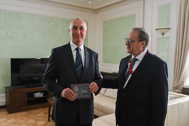 Председатель комитета удостоен нагрудного знака МИД РФ